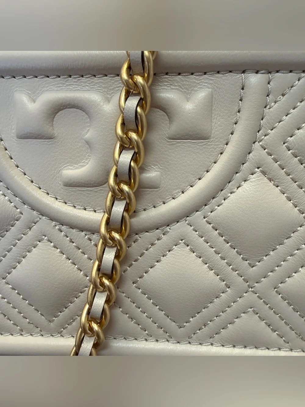 Tory Burch Quilted Cream Leather Chain Crossbody 79403 new cream